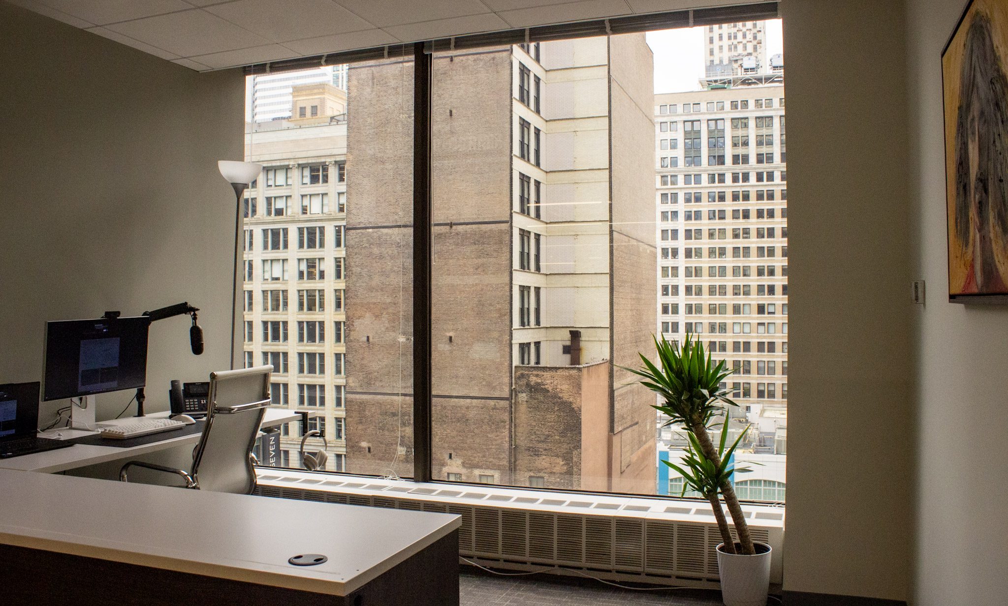 Private law office space Chicago Loop — Amata